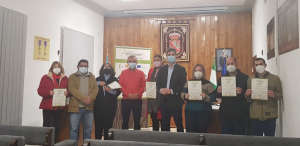 Entrega de diplomas del curso Elaboración de productos a raíz del aceite de oliva Ed. 6 en Mengíbar