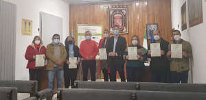 Entrega de diplomas del curso Elaboración de productos a raíz del aceite de oliva Ed. 6 en Mengíbar