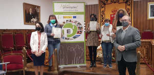 Entrega de Diplomas del curso Elaboración de productos a raíz del aceite de oliva Ed. 1 en Villacarrillo